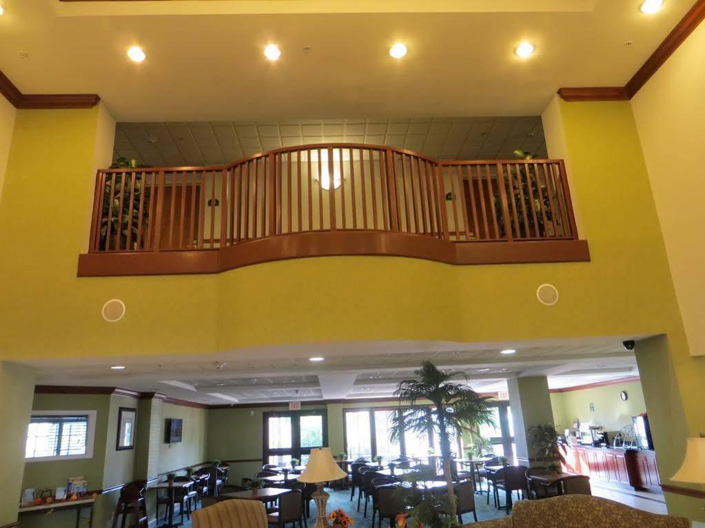 Wingate By Wyndham Panama City Area Lynn Haven Exterior photo